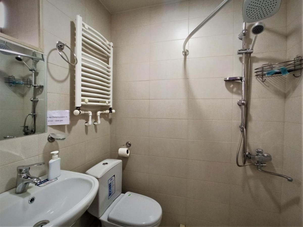 Guesthouse Lilia &Wine Celler Telavi Exterior photo