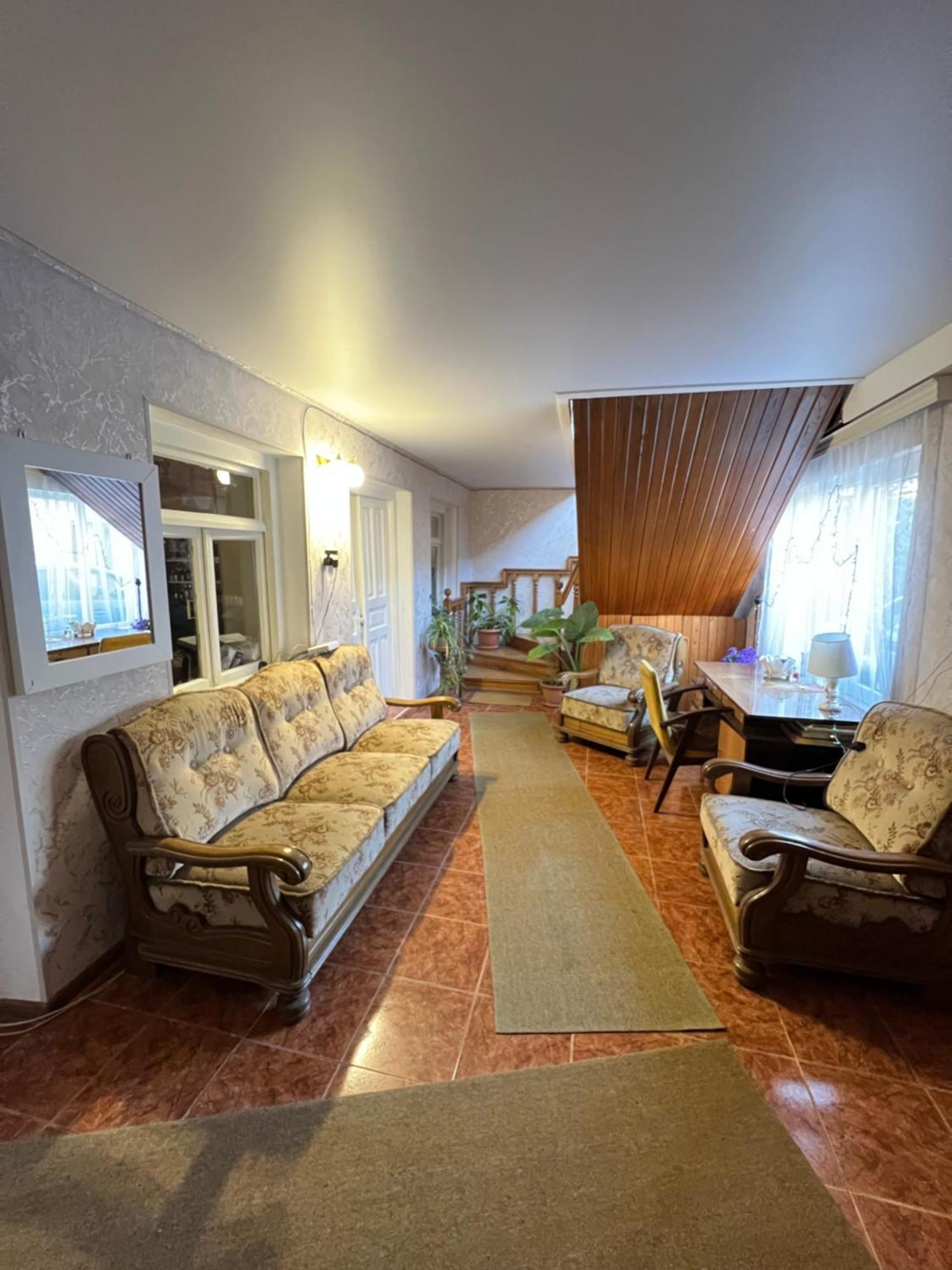 Guesthouse Lilia &Wine Celler Telavi Exterior photo